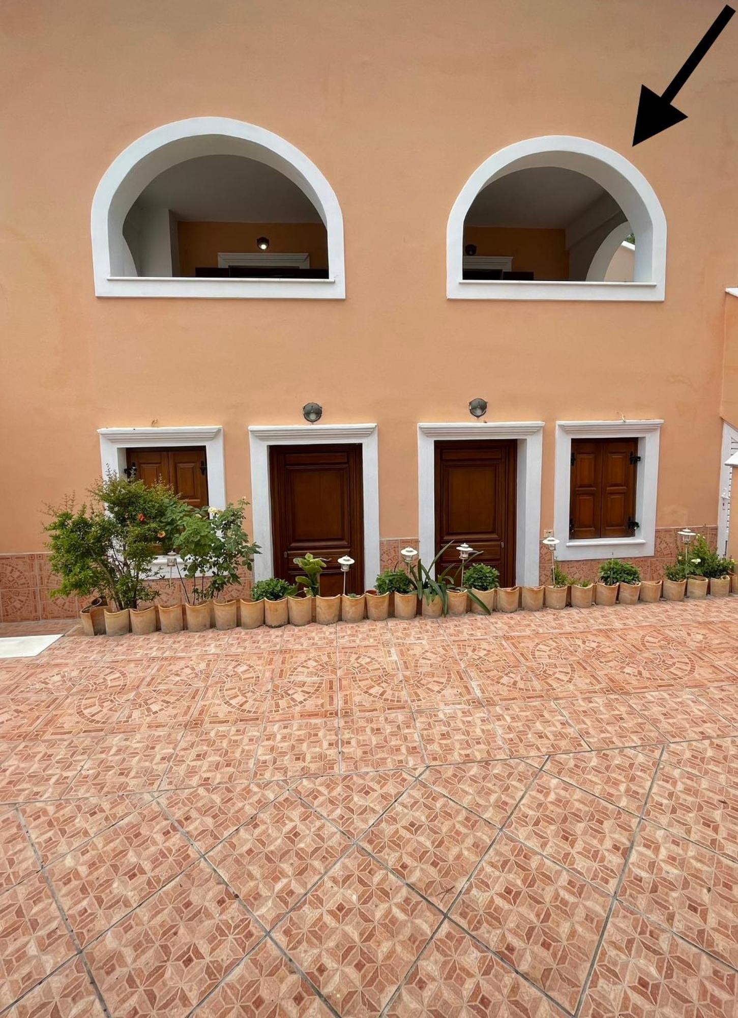 Spetses Center Comfy Apartment Номер фото