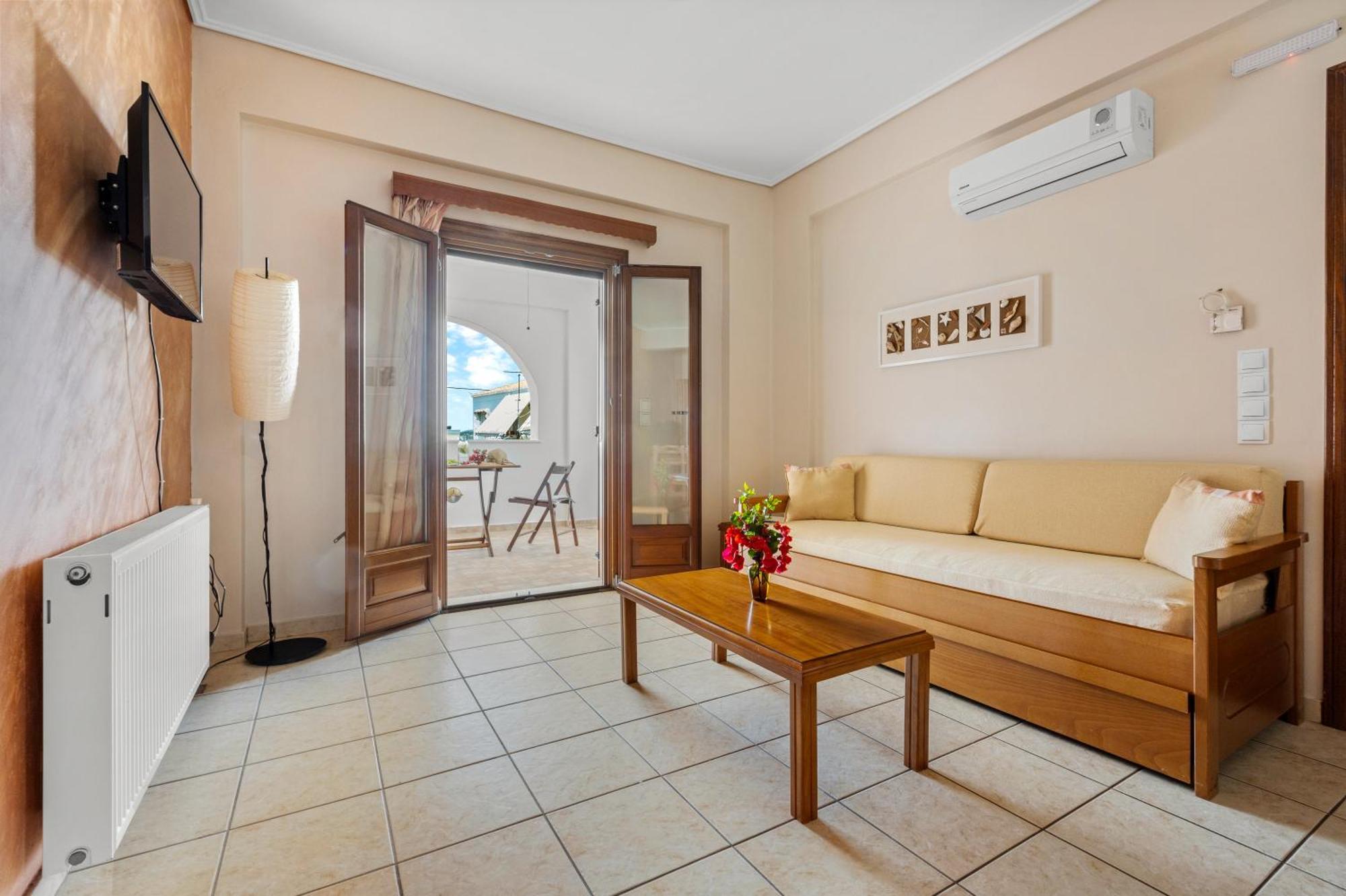 Spetses Center Comfy Apartment Екстер'єр фото